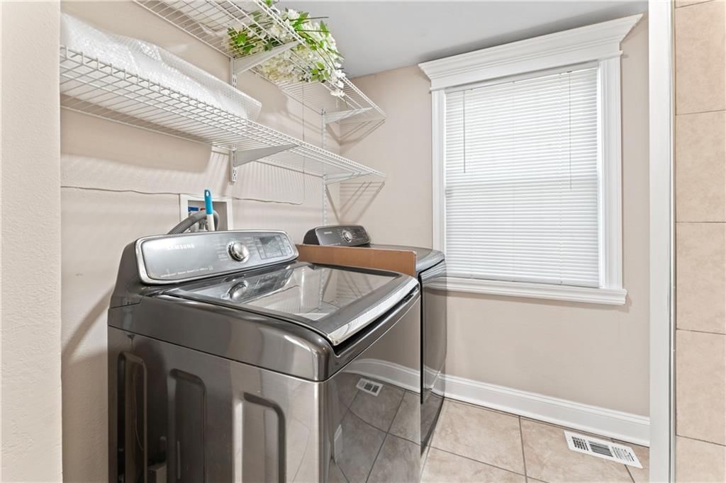 4224 S Benton Avenue — photo 13