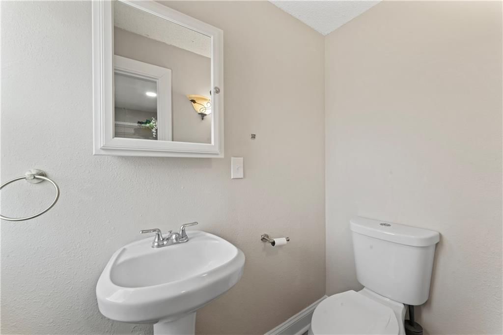 4224 S Benton Avenue — photo 15