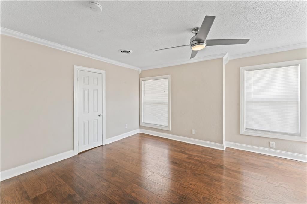 4224 S Benton Avenue — photo 17