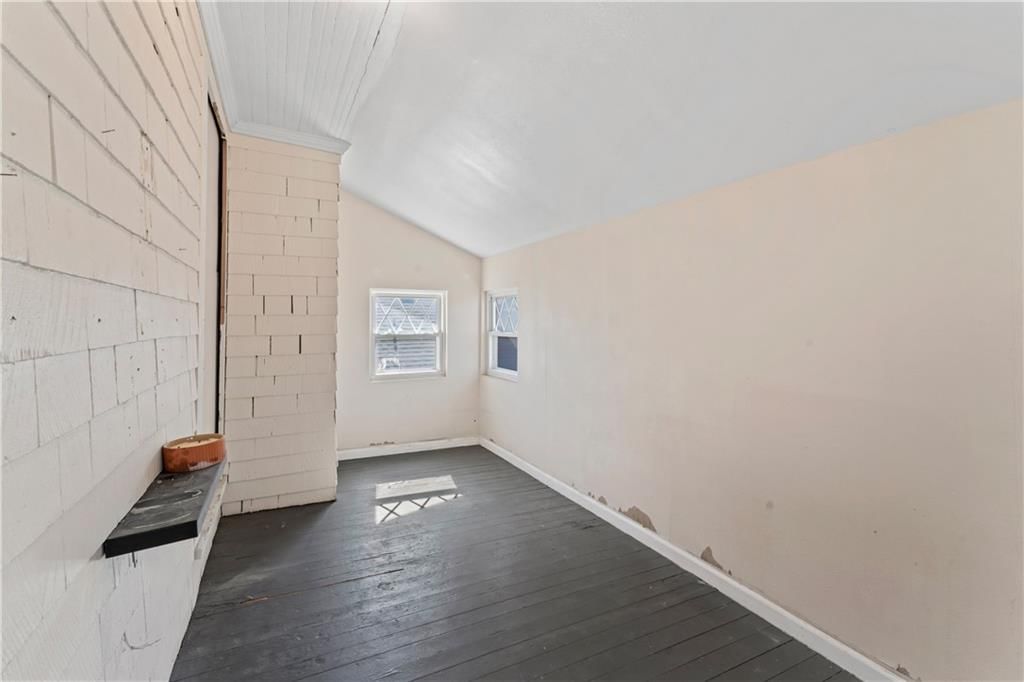 4224 S Benton Avenue — photo 19