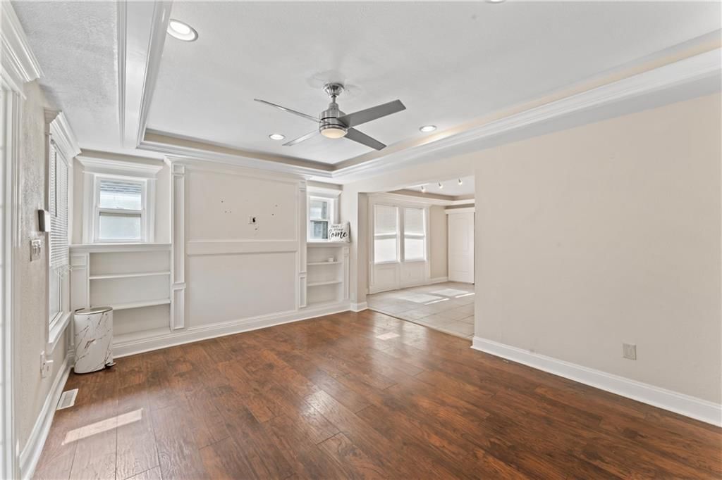 4224 S Benton Avenue — photo 5