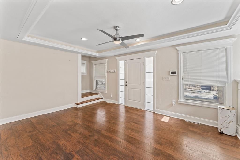 4224 S Benton Avenue — photo 6