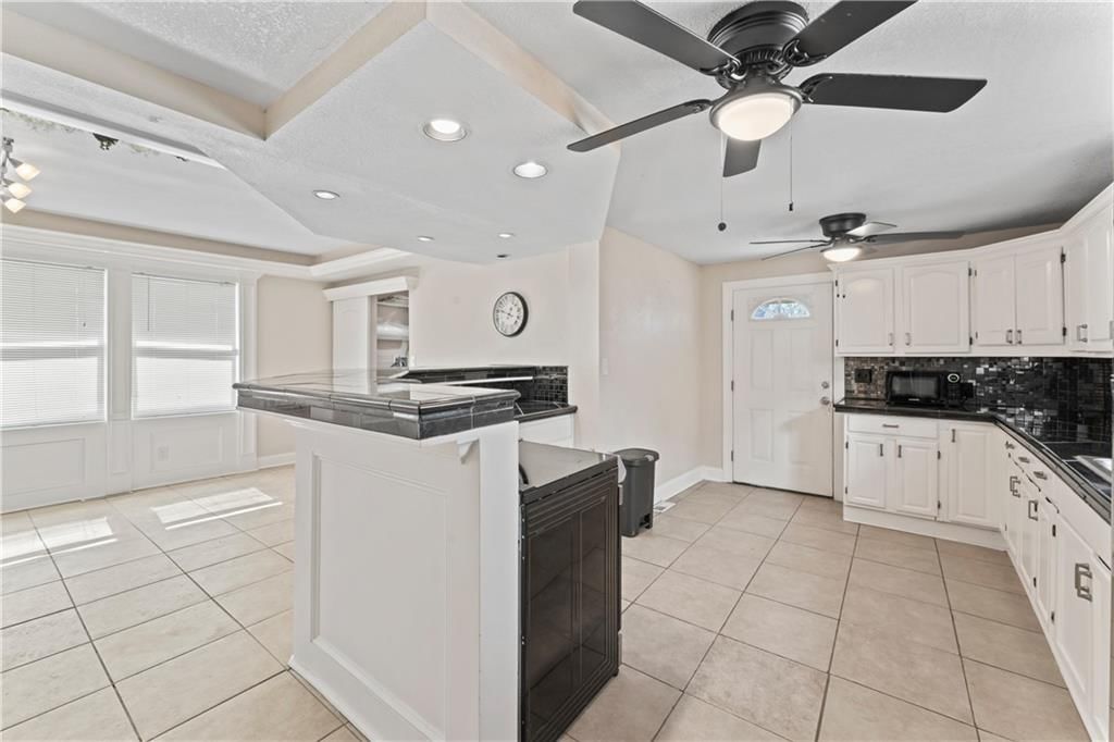 4224 S Benton Avenue — photo 8