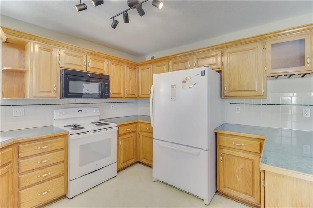1139 SW Eastman Court — photo 10