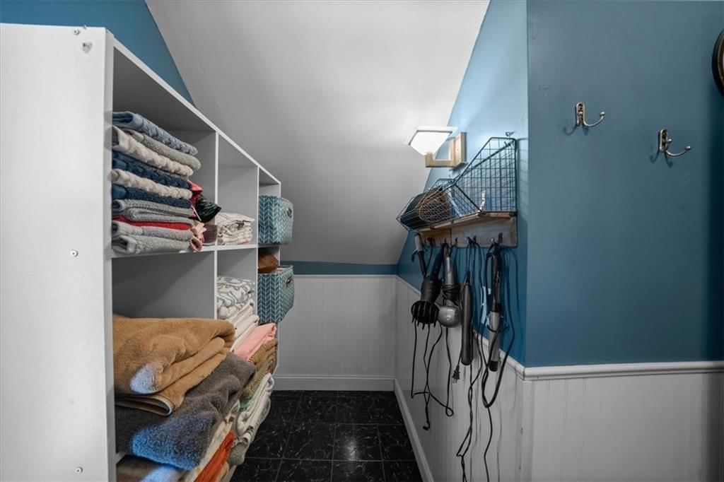 825 S Oak Street — photo 21