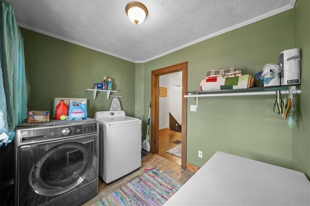 825 S Oak Street — photo 22