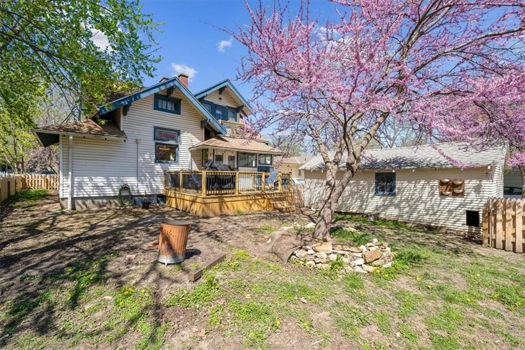 825 S Oak Street — photo 25
