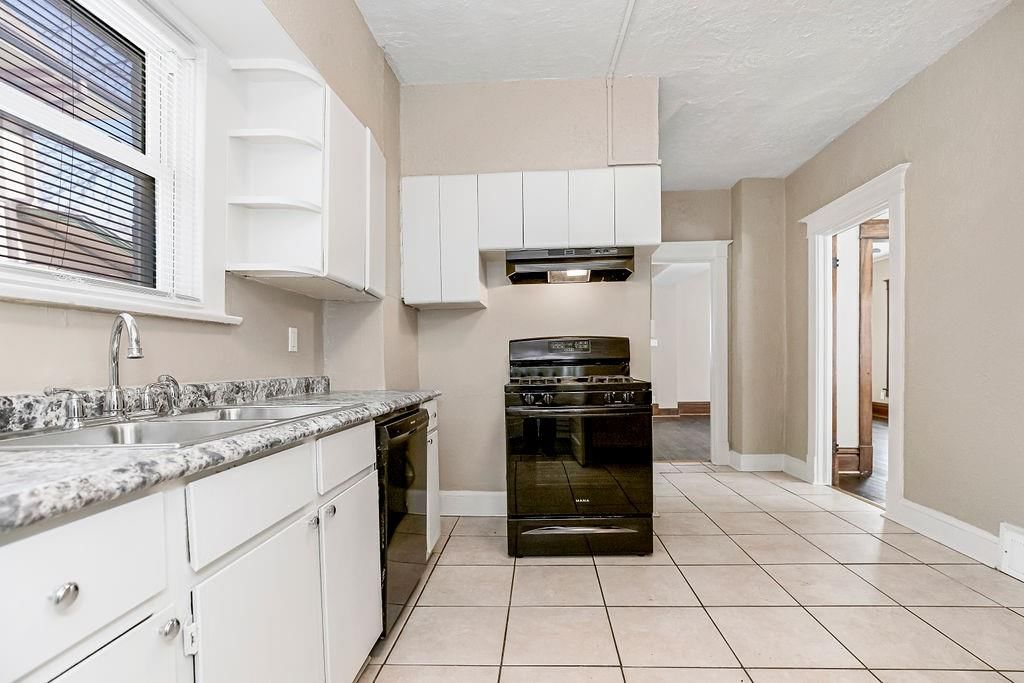 3932 Clark Avenue — photo 14