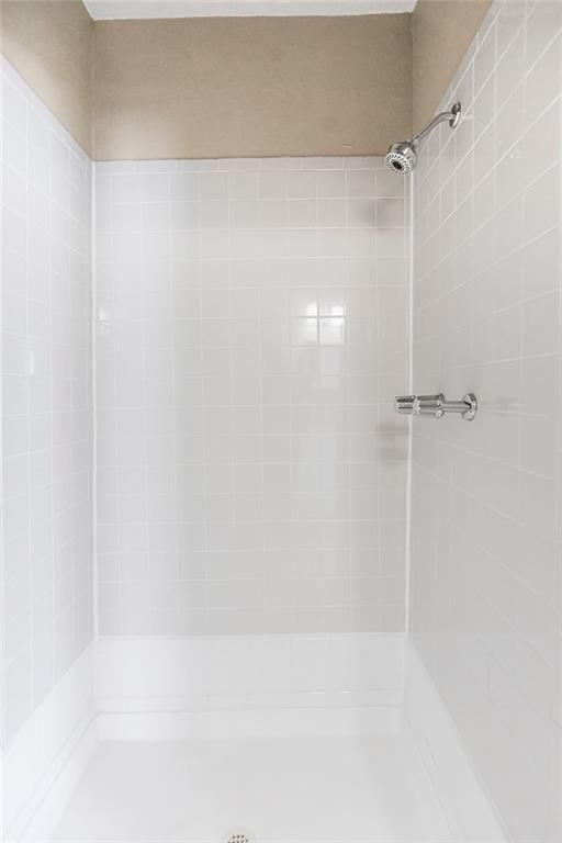 3932 Clark Avenue — photo 24