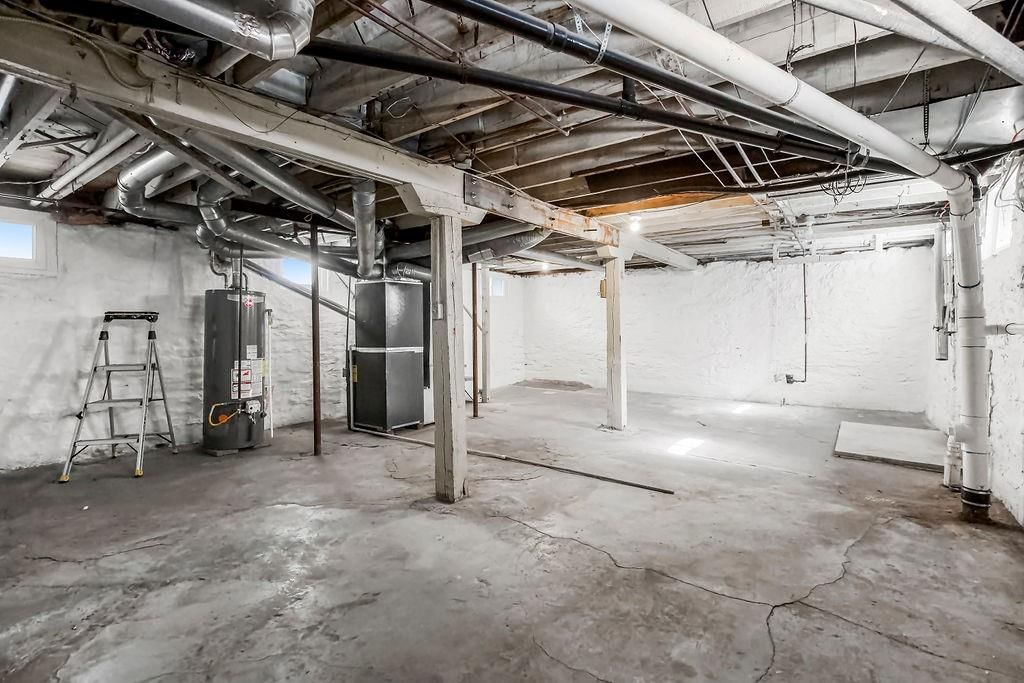 3932 Clark Avenue — photo 34