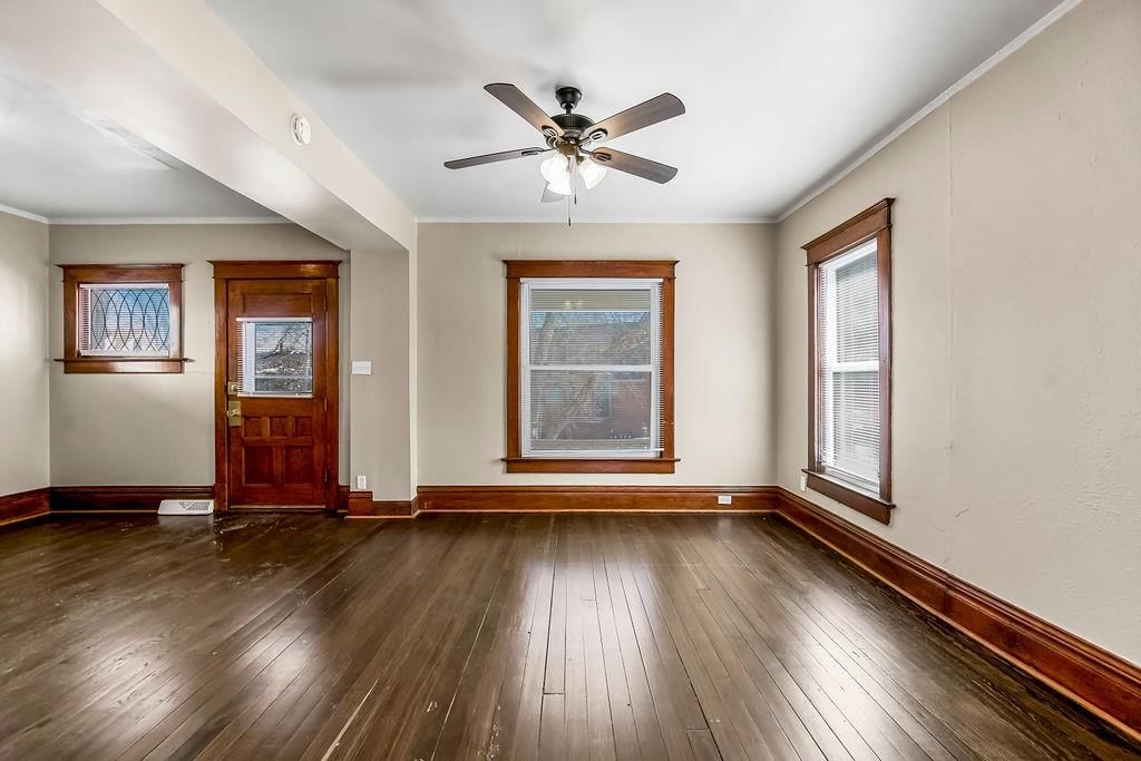 3932 Clark Avenue — photo 6