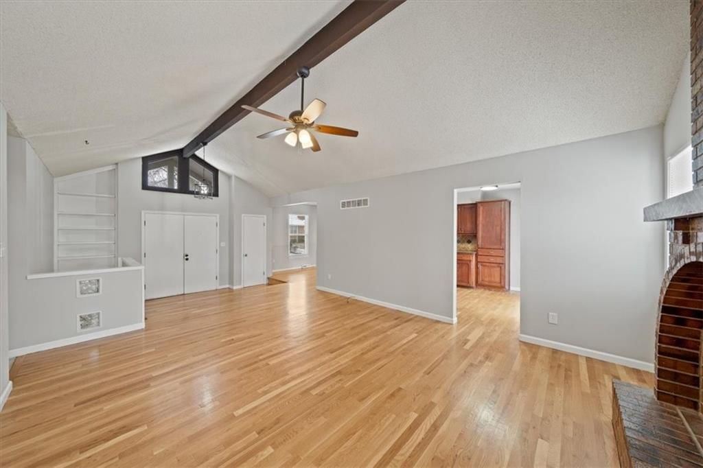 524 NW Brad Circle — photo 5