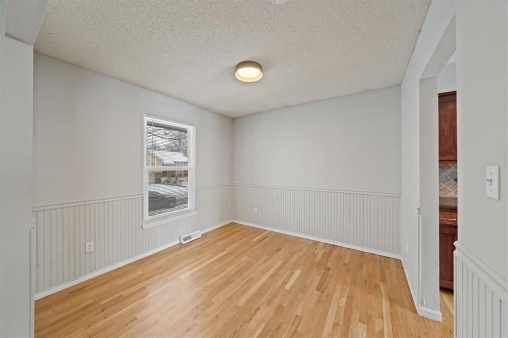 524 NW Brad Circle — photo 6