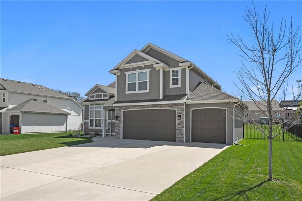 15513 Lakeside Drive — photo 3
