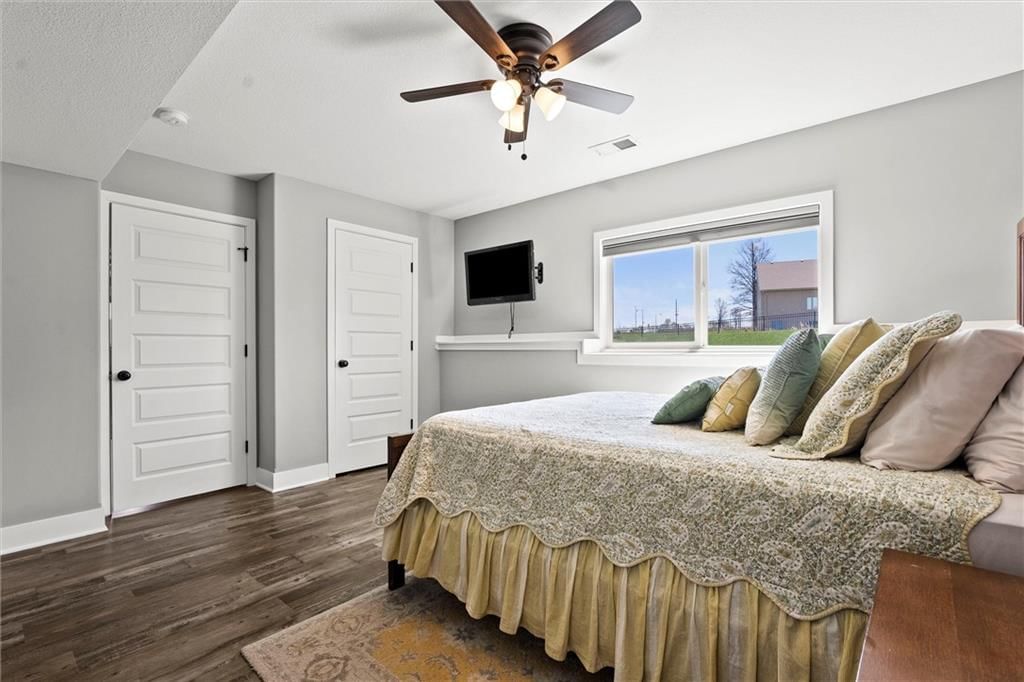 15513 Lakeside Drive — photo 22