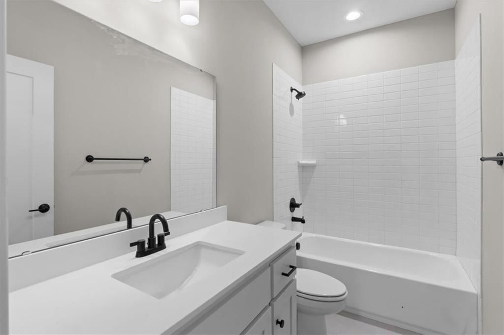 25031 W 94th Terrace — photo 15
