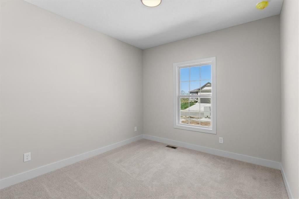 25031 W 94th Terrace — photo 16