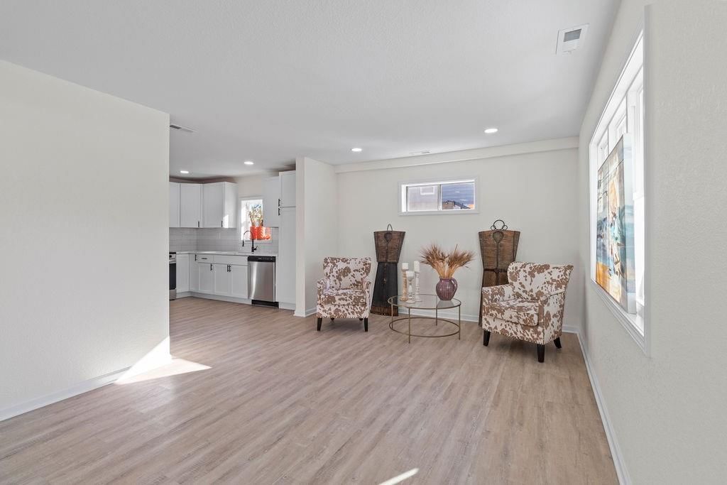 2119 S 35 Street — photo 15