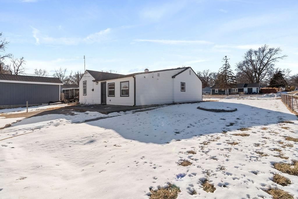 2119 S 35 Street — photo 35