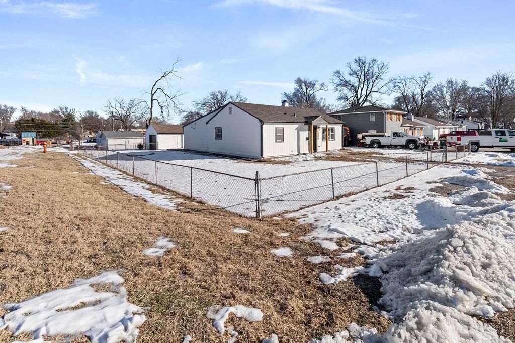 2119 S 35 Street — photo 43