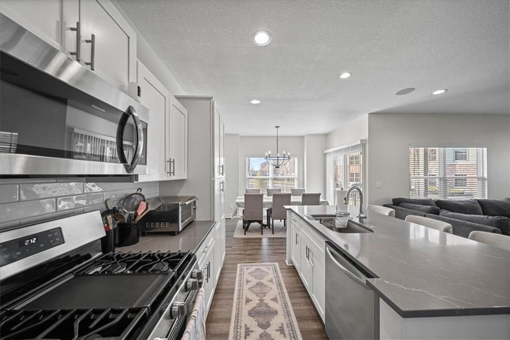 16224 Broadmoor Street — photo 13