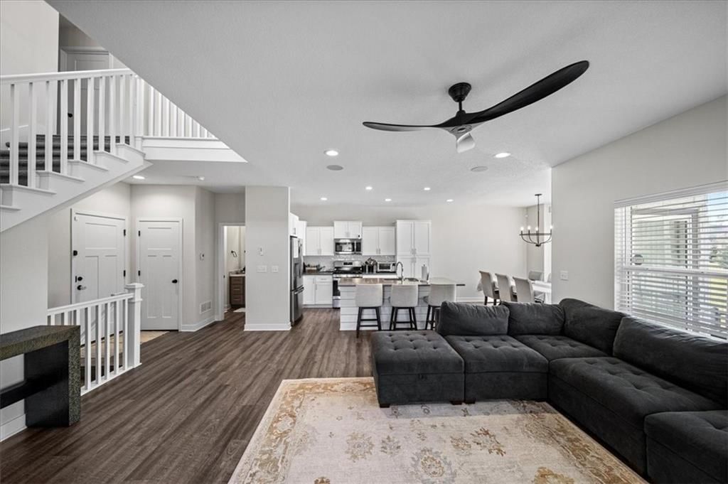 16224 Broadmoor Street — photo 10