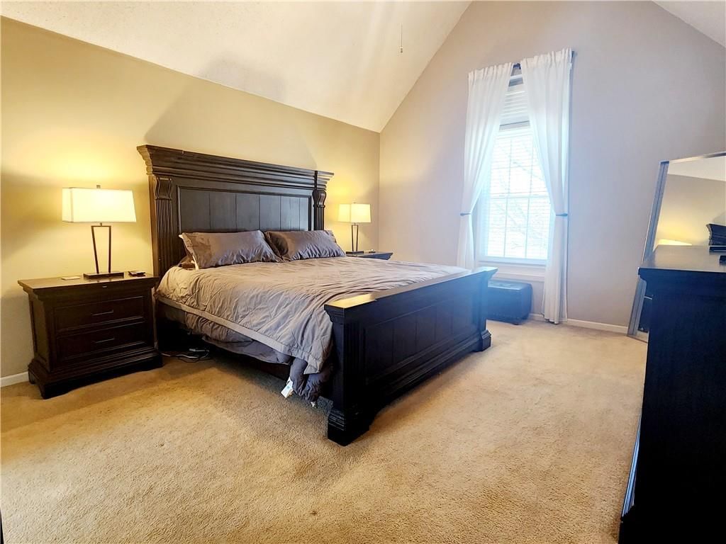 1162 Huntington Drive — photo 16