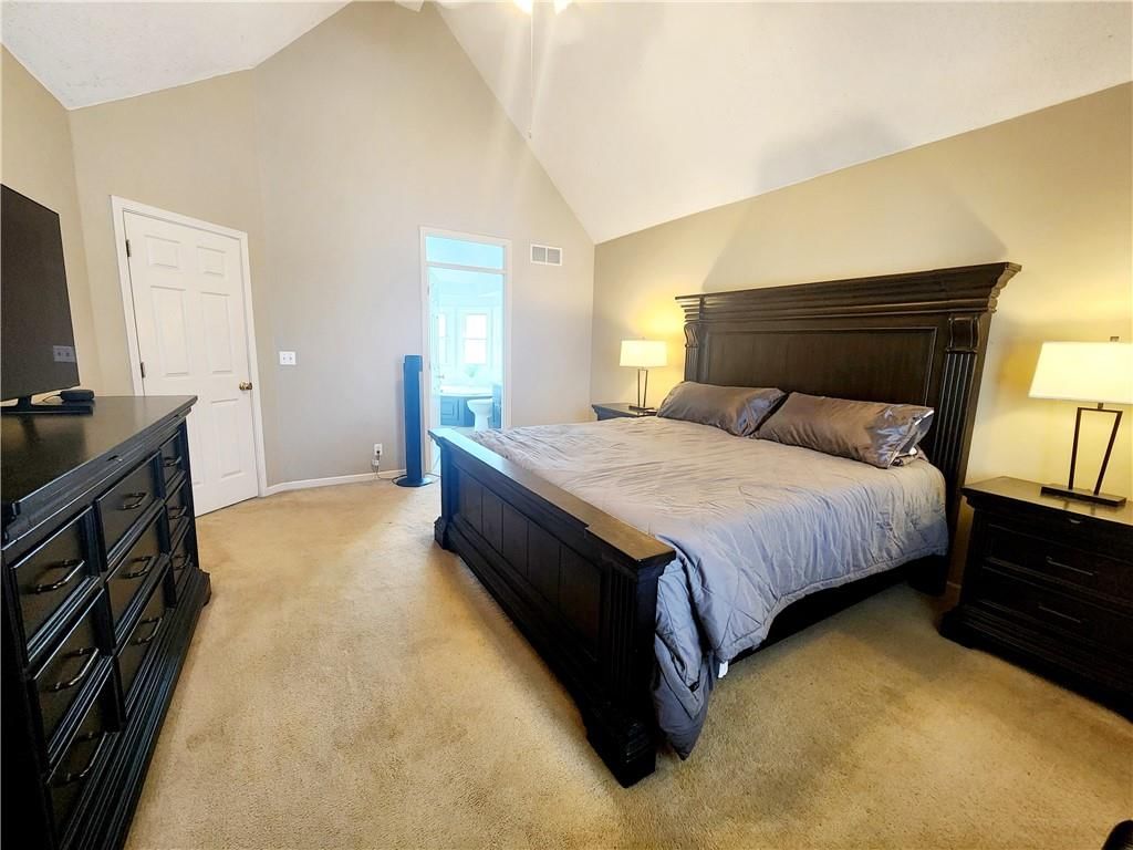 1162 Huntington Drive — photo 17