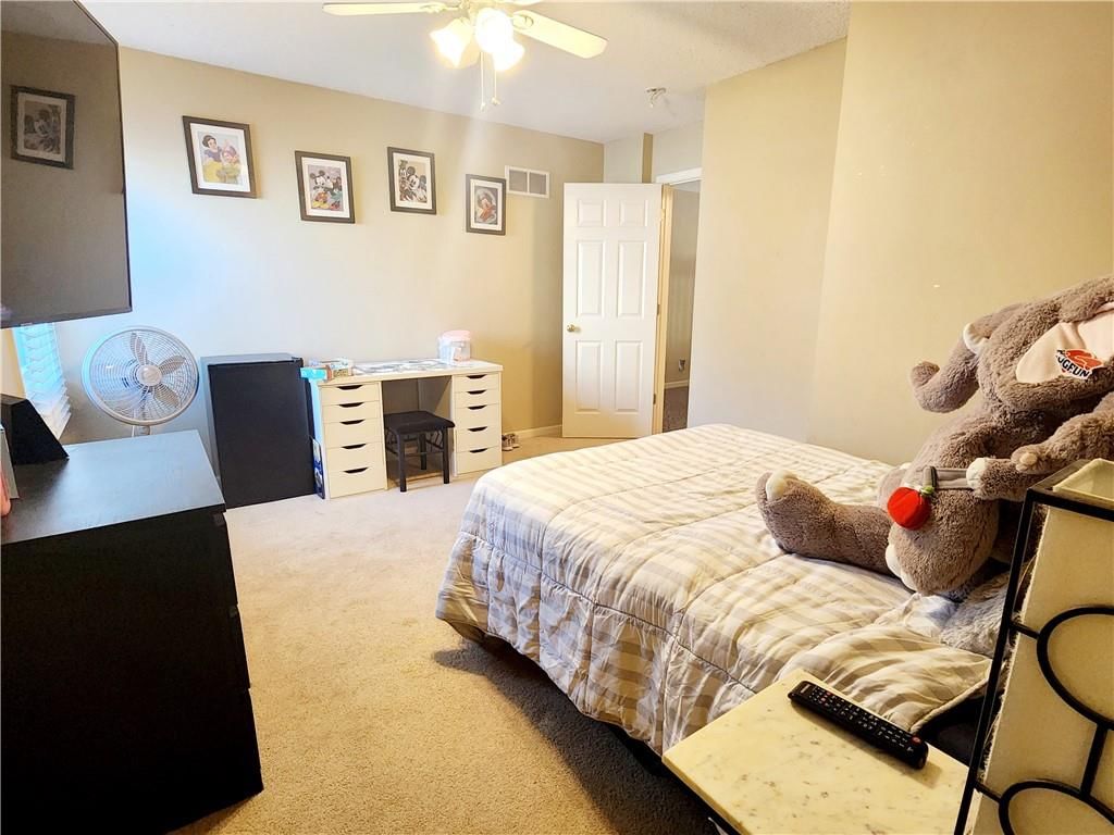 1162 Huntington Drive — photo 21