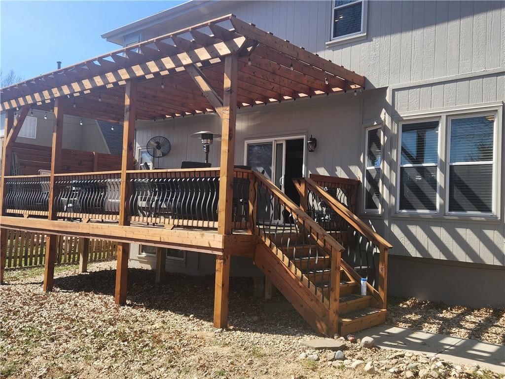 1162 Huntington Drive — photo 34