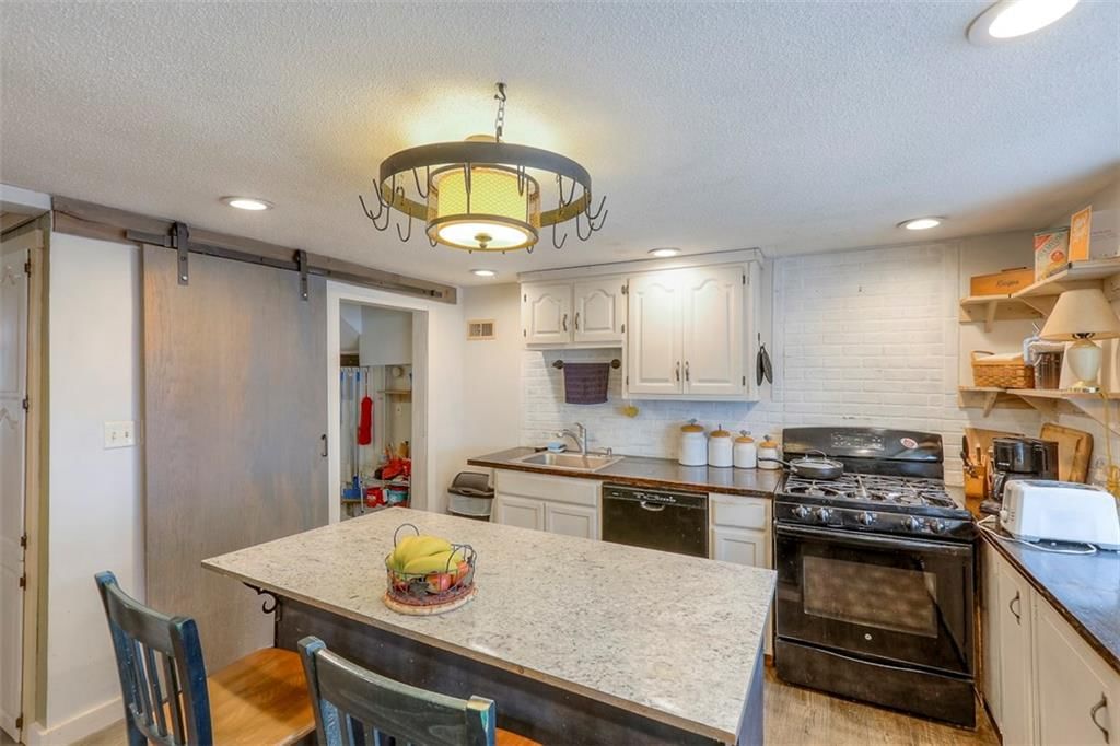 10217 E 53rd Street — photo 15