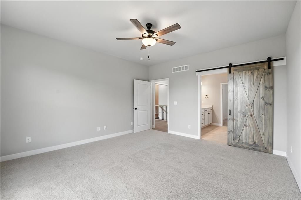 308 SW Hawthorne Court — photo 25