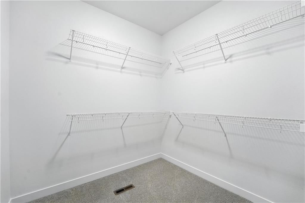 308 SW Hawthorne Court — photo 26