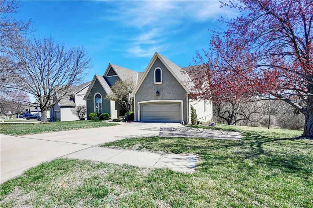 8609 Candlelight Lane — photo 3