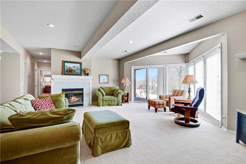8609 Candlelight Lane — photo 25