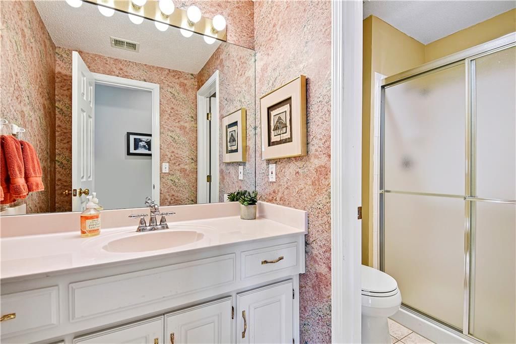 8609 Candlelight Lane — photo 28