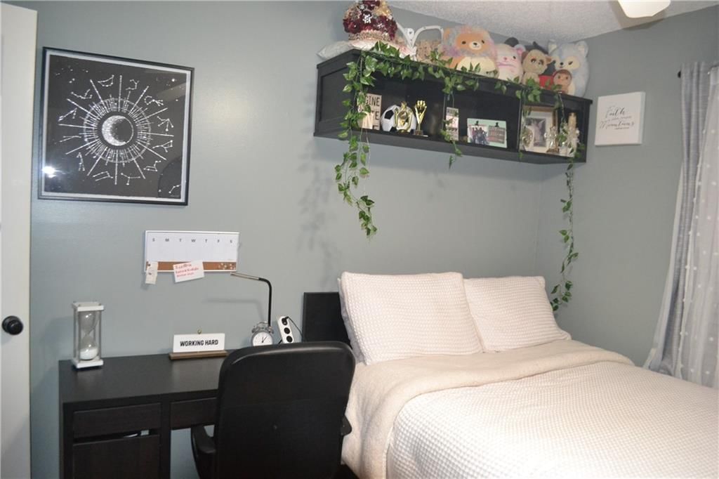 11108 N WALLACE Avenue — photo 11