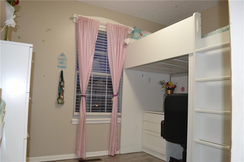 11108 N WALLACE Avenue — photo 12