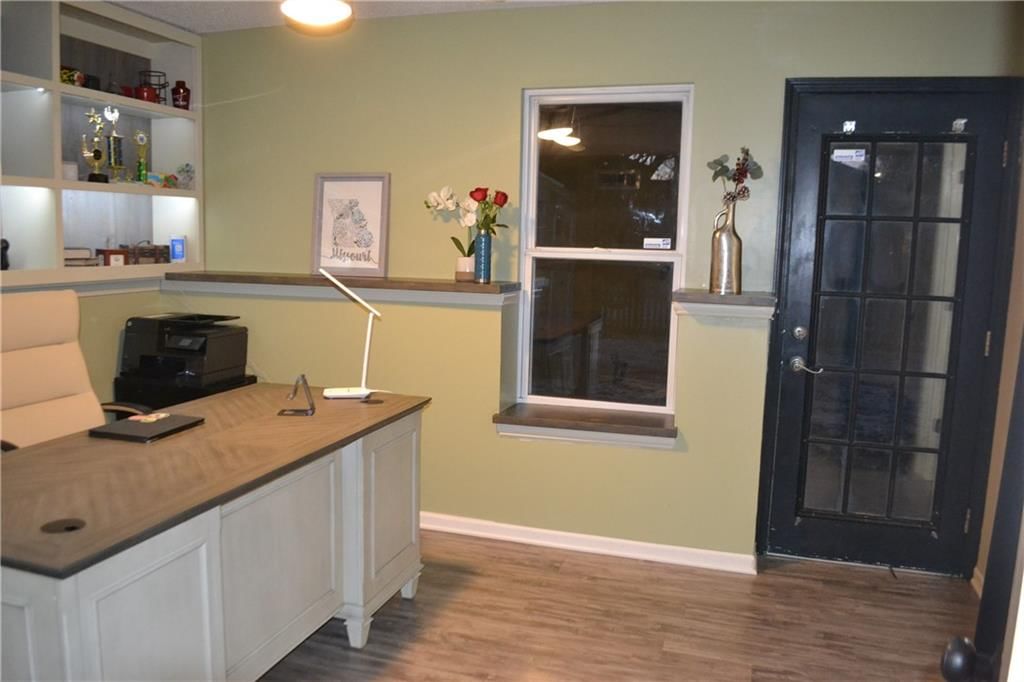 11108 N WALLACE Avenue — photo 15