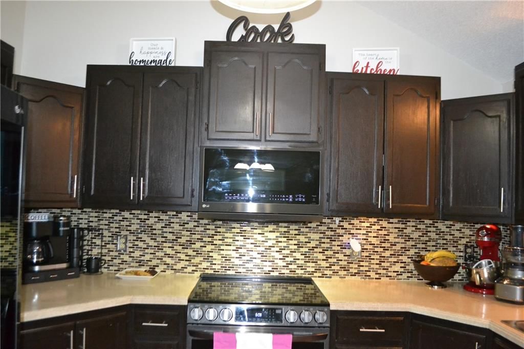 11108 N WALLACE Avenue — photo 25