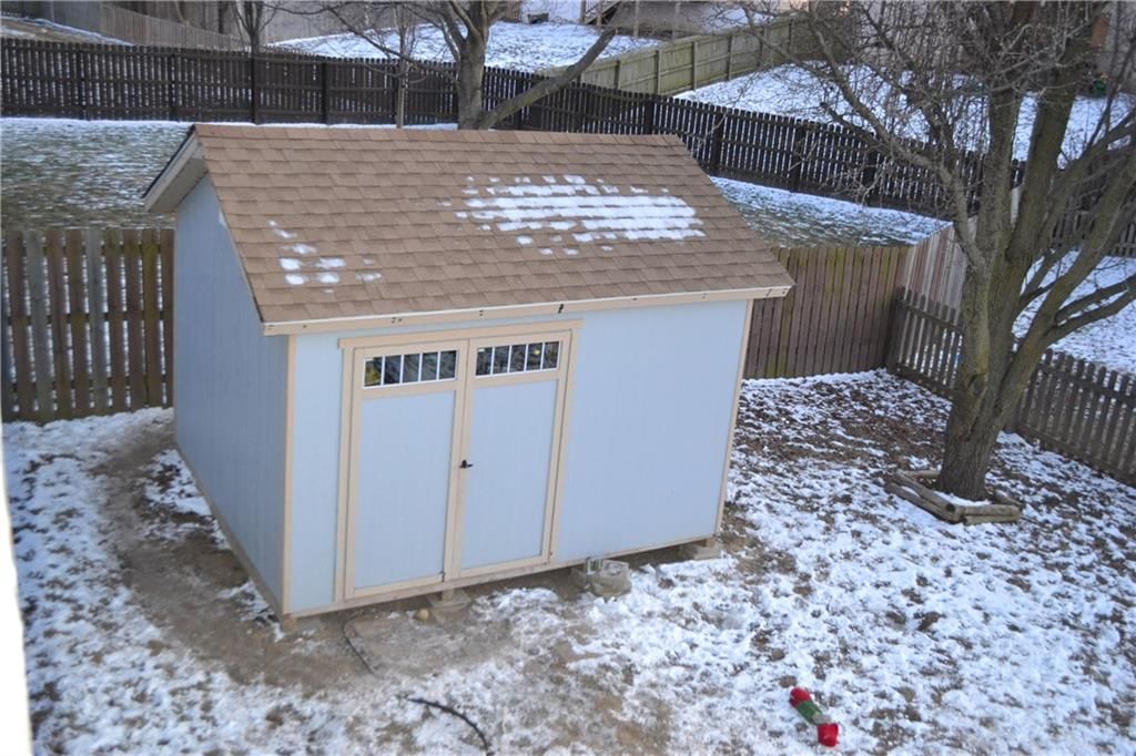 11108 N WALLACE Avenue — photo 30