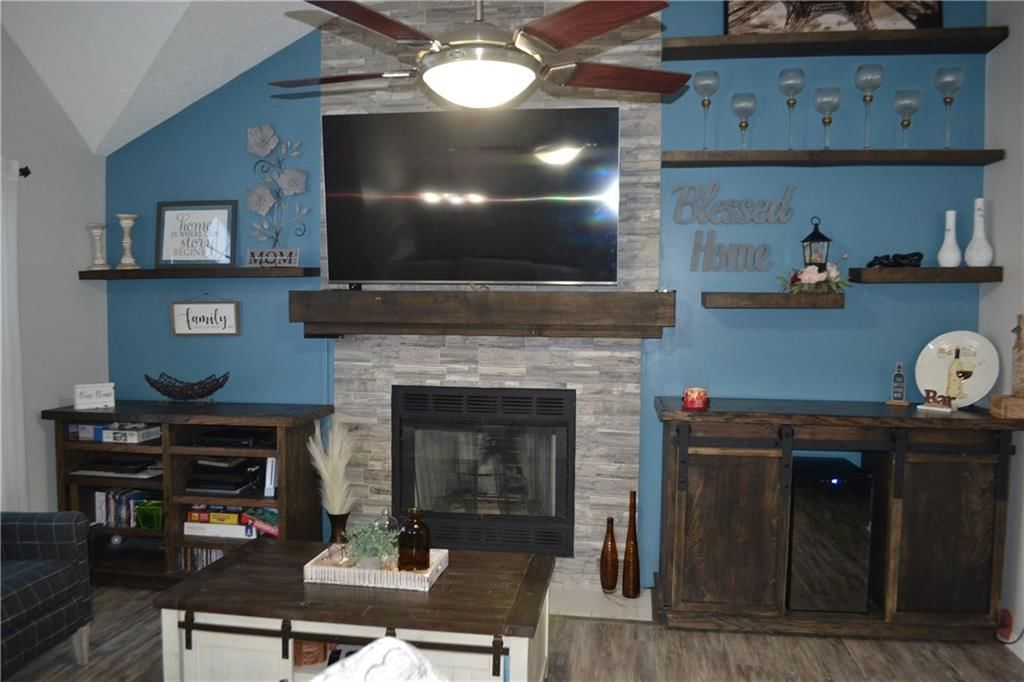 11108 N WALLACE Avenue — photo 34