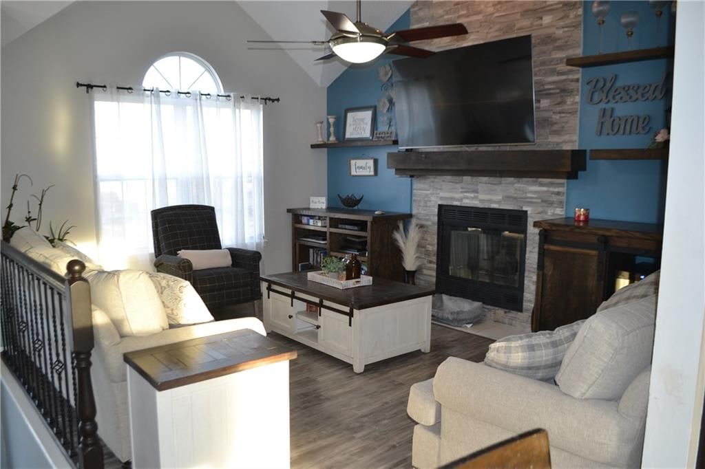 11108 N WALLACE Avenue — photo 38