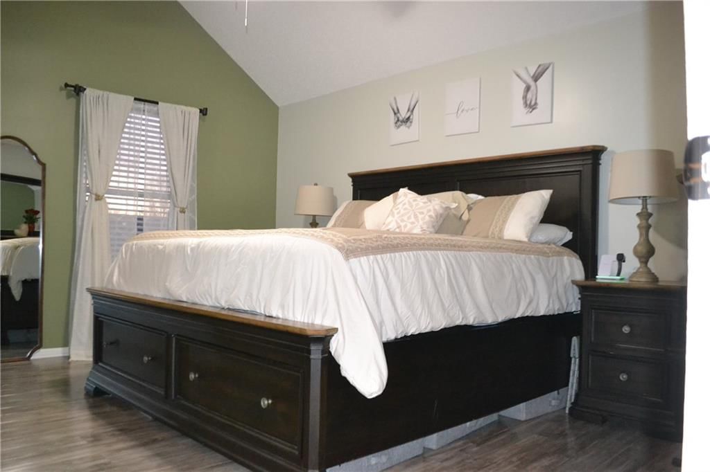 11108 N WALLACE Avenue — photo 10
