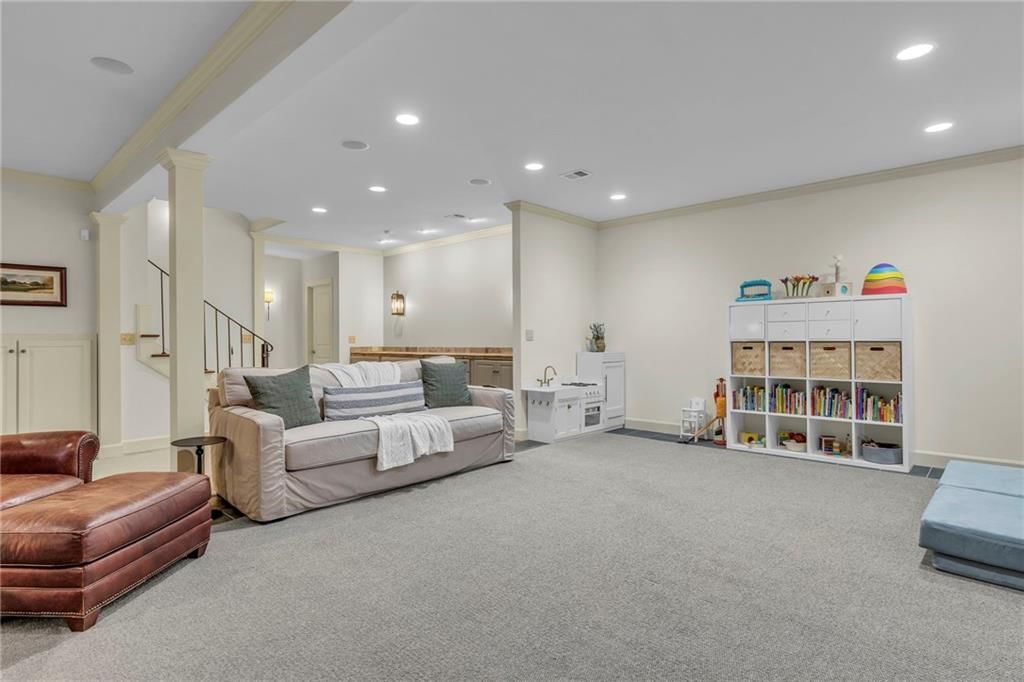 2600 W 118th Street — photo 34