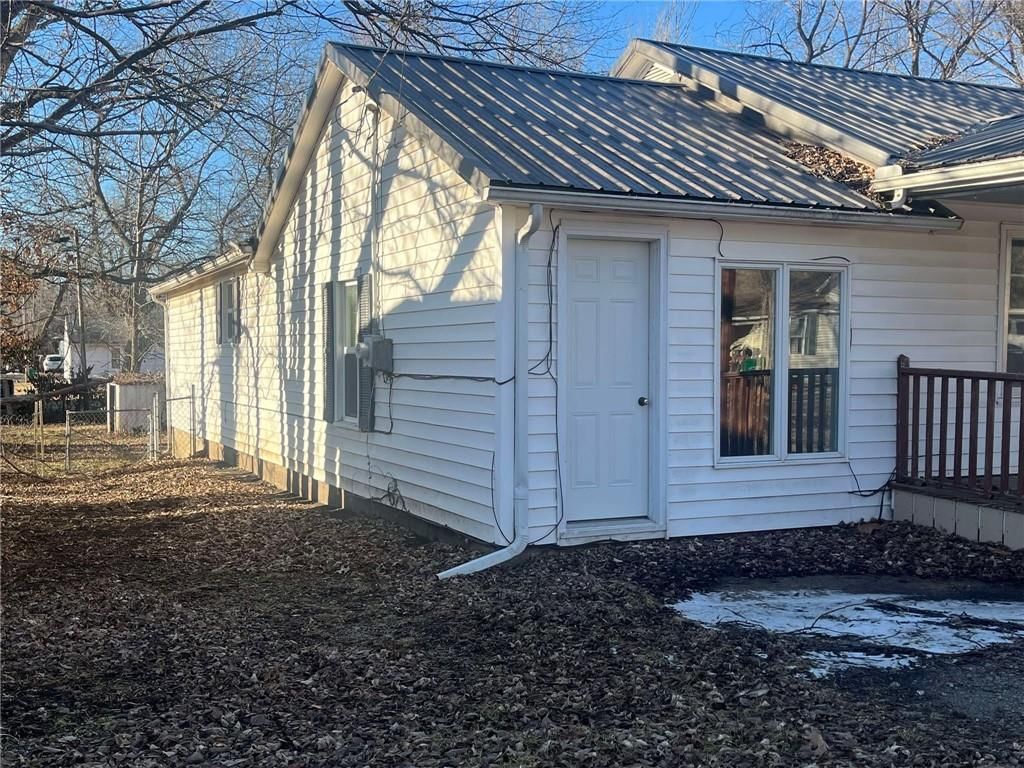 507 W Adams Street — photo 24