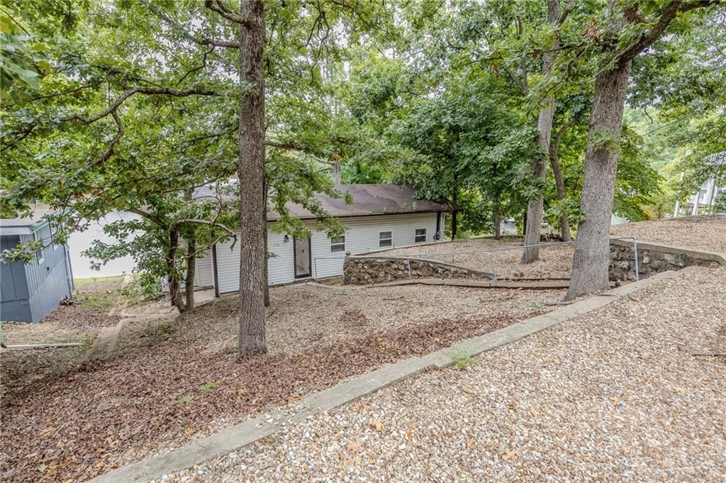 578 Woodland Drive — photo 15