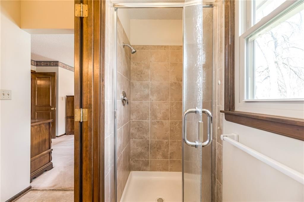 8927 Lackman Road — photo 17
