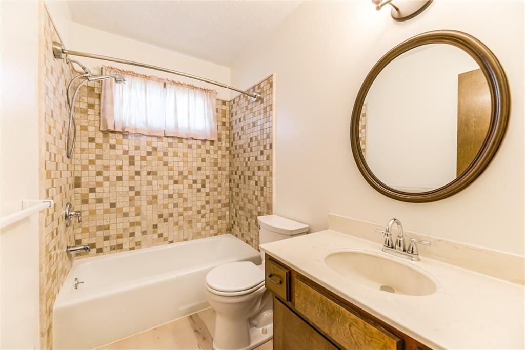 8927 Lackman Road — photo 21