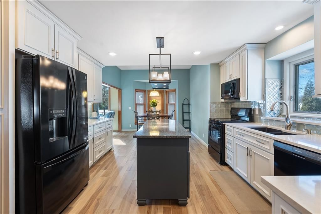 11728 Mackey Street — photo 16